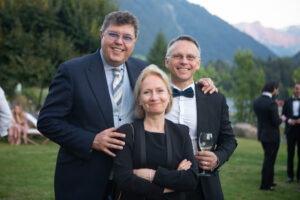 September 05, 2023282