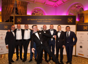 September 05, 2023352